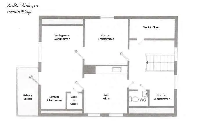 Planritning andra våningen i stuga vid Åsnens Nationalpark med sovrum, vardagsrum, kök, WC, walk-in-closet och balkong.